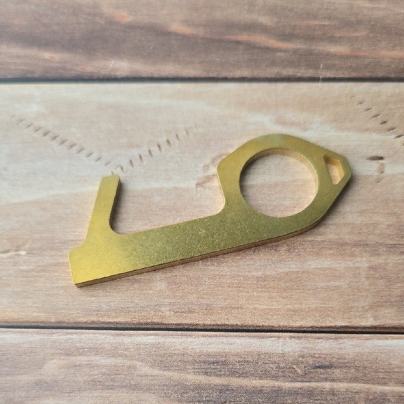 GermKey Antimicrobial Brass Keychain Tool - Picture 2 of 5